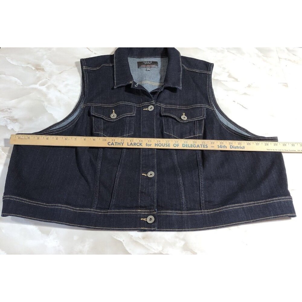 Womens Torrid Dark Wash Sleeveless Stretch Denim Crop Vest Size 6X - Picture 5 of 7